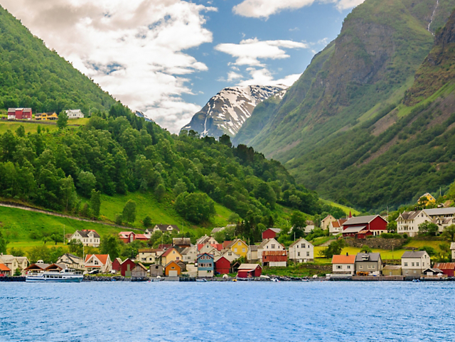 51fca6be8c864bc598d9af4e00d4b8ec