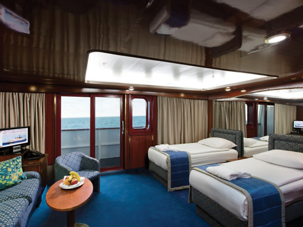 Cleo Deck Category VS: Cabins 507—512 & 514—519