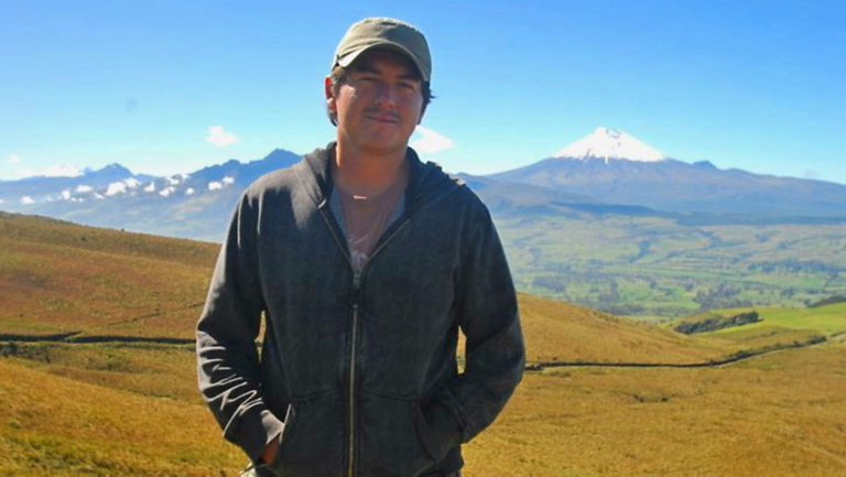 Avenue of Volcanoes, Middle of the World