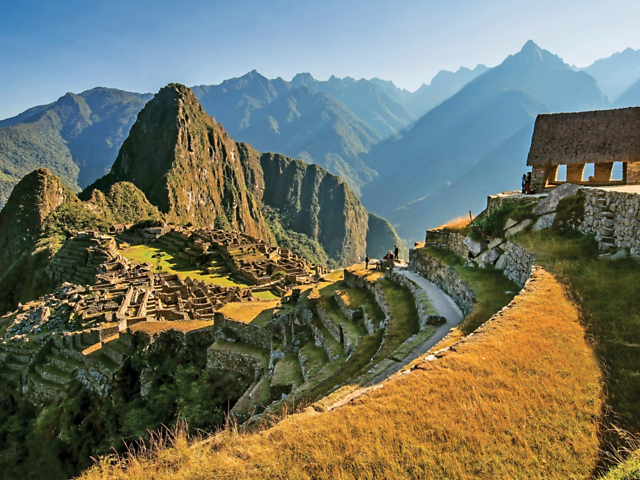 Machu Picchu & the Galápagos