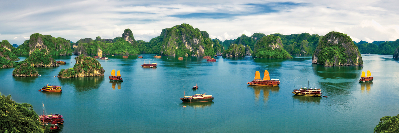 Vietnam's Ha Long Bay losing its hue