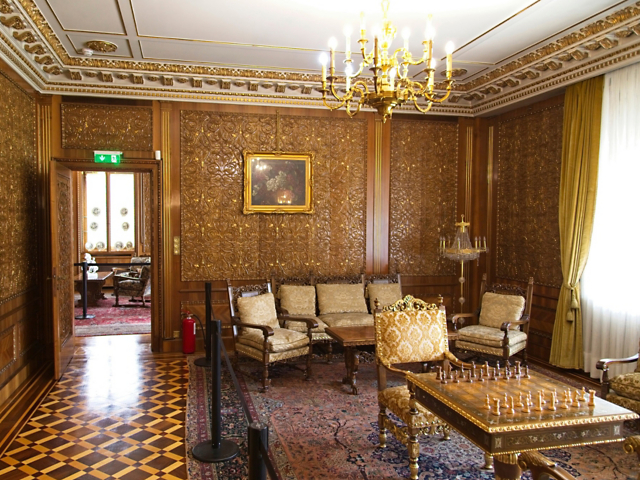 e02bc59d7a0949119e1aaf4f01692e79